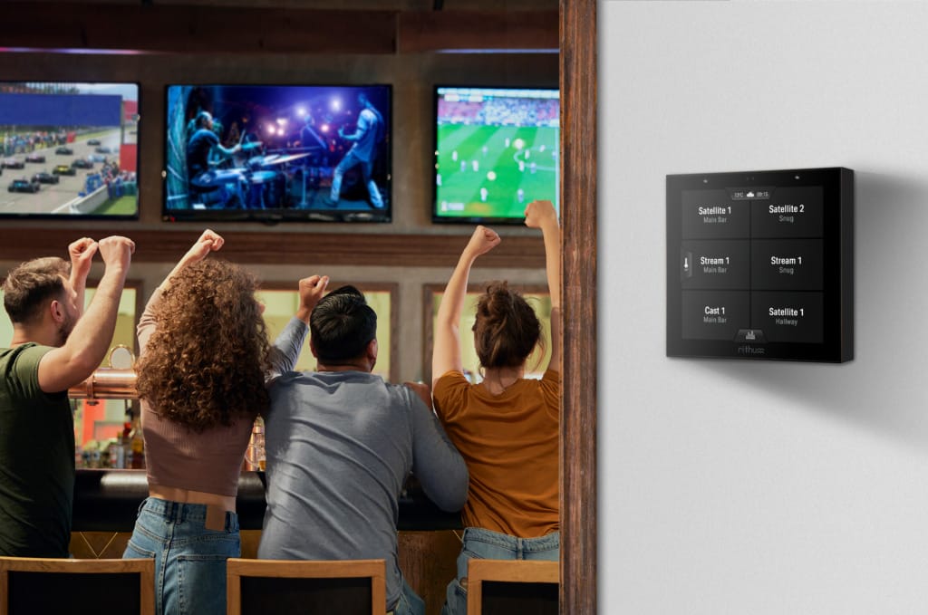 Rithum Switch Blustream Scenes 2948x1954 AdobeStock 528666427